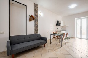 Living area - GuestHost - Casa Namestè 5Terre Holiday Apt x3 (Brugnato)
