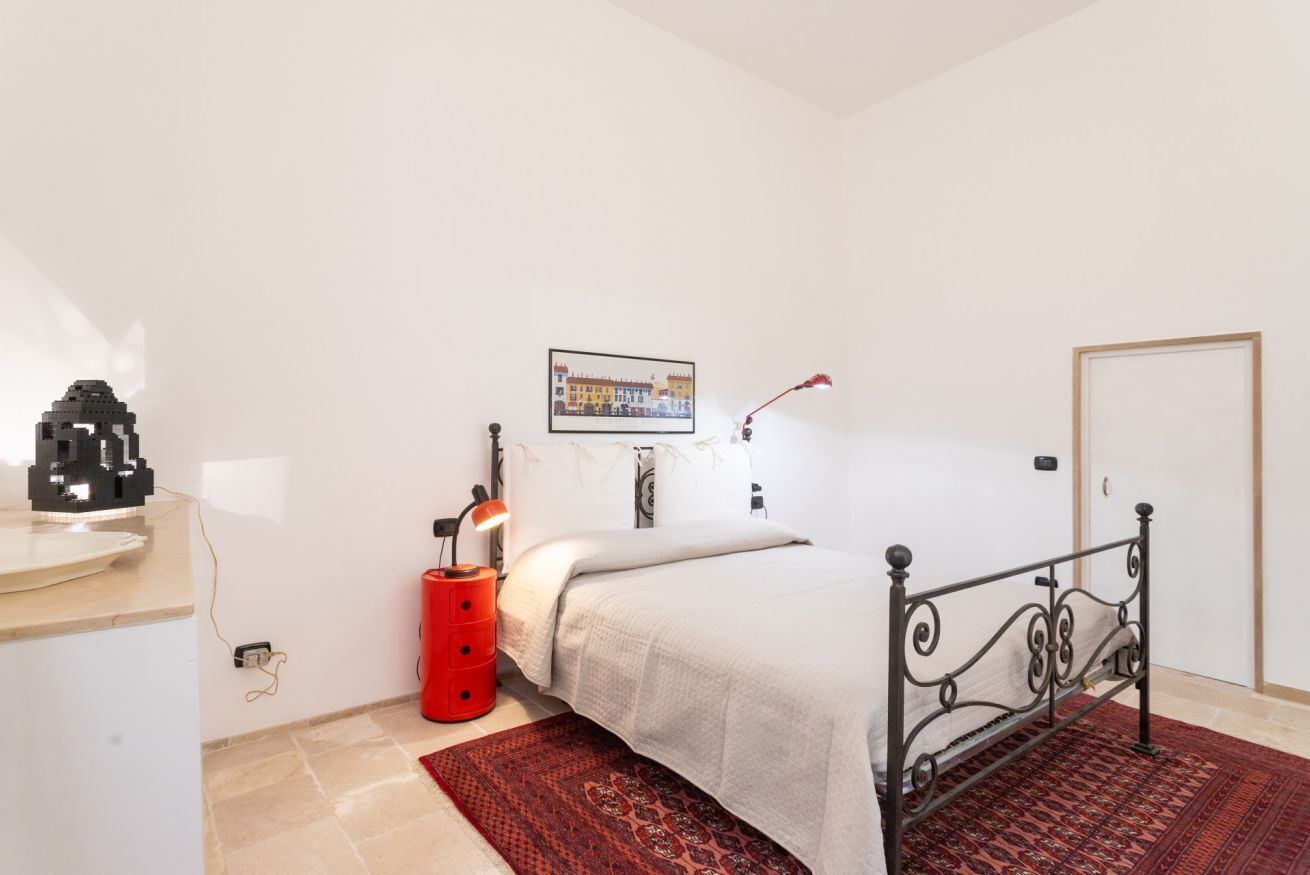 1 chambre, fer et planche à repasser, Wi-Fi, literie fournie