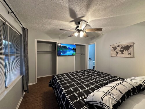  Piney Woods 5  - King Bed