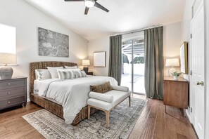 3 chambres, fer et planche à repasser, lit parapluie, Wi-Fi