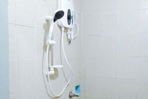 Room - RedDoorz @ Plaza la Paz Iloilo City (Iloilo City)