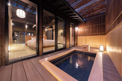 Nazuna Kyoto Higashi Honganji