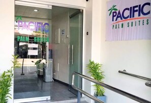 Fachada de la propiedad