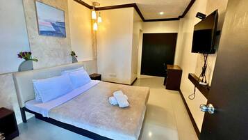 1 bedroom, desk, free WiFi