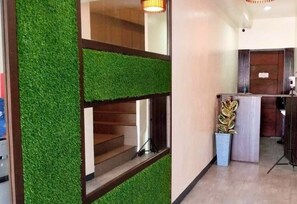 Reception - Pacific Palm Suites Davao powered by Cocotel (Davao)