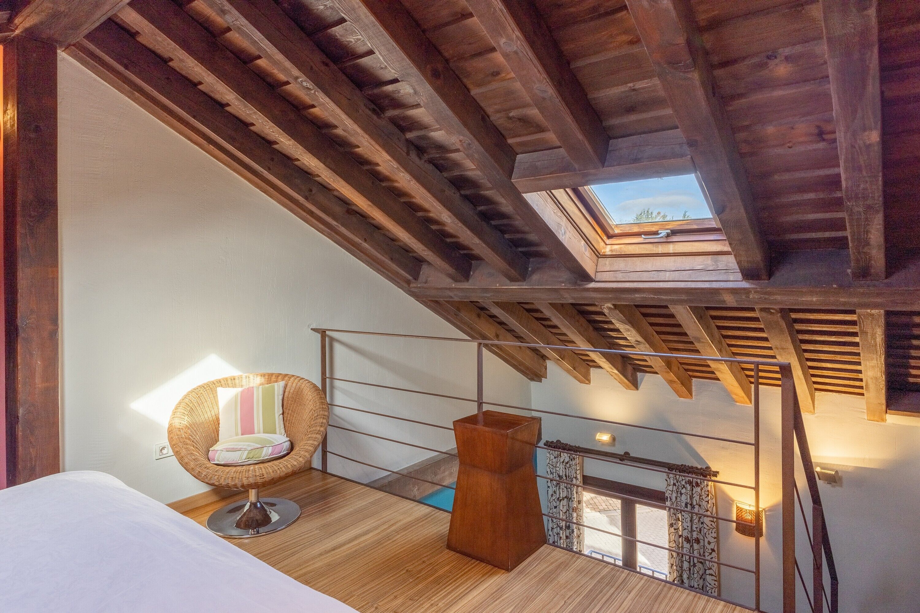 1 slaapkamer, een strijkplank/strijkijzer, gratis wifi, beddengoed