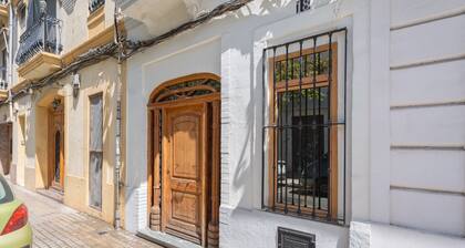 Ferienhaus 'Oasis De Valencia' mit privater Terrasse, Wi-Fi und Klimaanlage