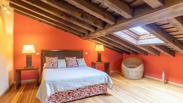 2 slaapkamers, een strijkplank/strijkijzer, gratis wifi, beddengoed
