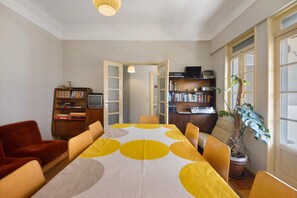 Dining - Apartment 'A Casa Formosa' with Private Terrace, Balcony and Wi-Fi (Porto)