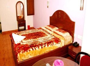 Room - Green Park Gran Inn (Kodaikanal)