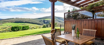 Apartment 'L De Alborada Del Eo' with Mountain View, Private Terrace and Wi-Fi