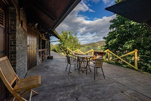 Apartment 'Mr De Alborada Del Eo' with Mountain View, Wi-Fi and Air Conditioning