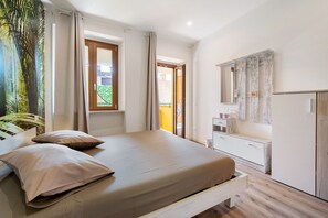 1 bedroom, free WiFi, bed sheets - Room 'Camera Jungle' with Mountain View, Private Terrace and Wi-Fi (Soprazocco)