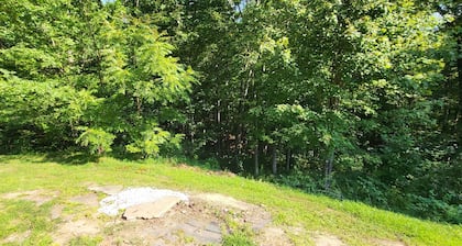 Whiskey Ridge Cabin -East Bernstadt 7min from Wildcat ATV Park on SXS.