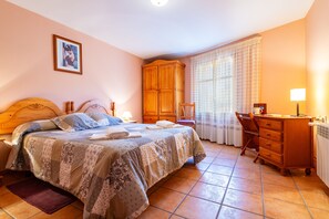 4 chambres, Wi-Fi gratuit, draps fournis