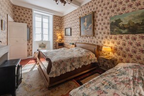 12 slaapkamers, gratis wifi, beddengoed