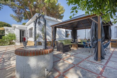 Villa 'Sahia Ideal Familias 9 Pax' with Private Pool, Wi-Fi and Air Conditioning