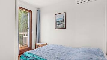 1 habitación, tabla de planchar con plancha y wifi gratis