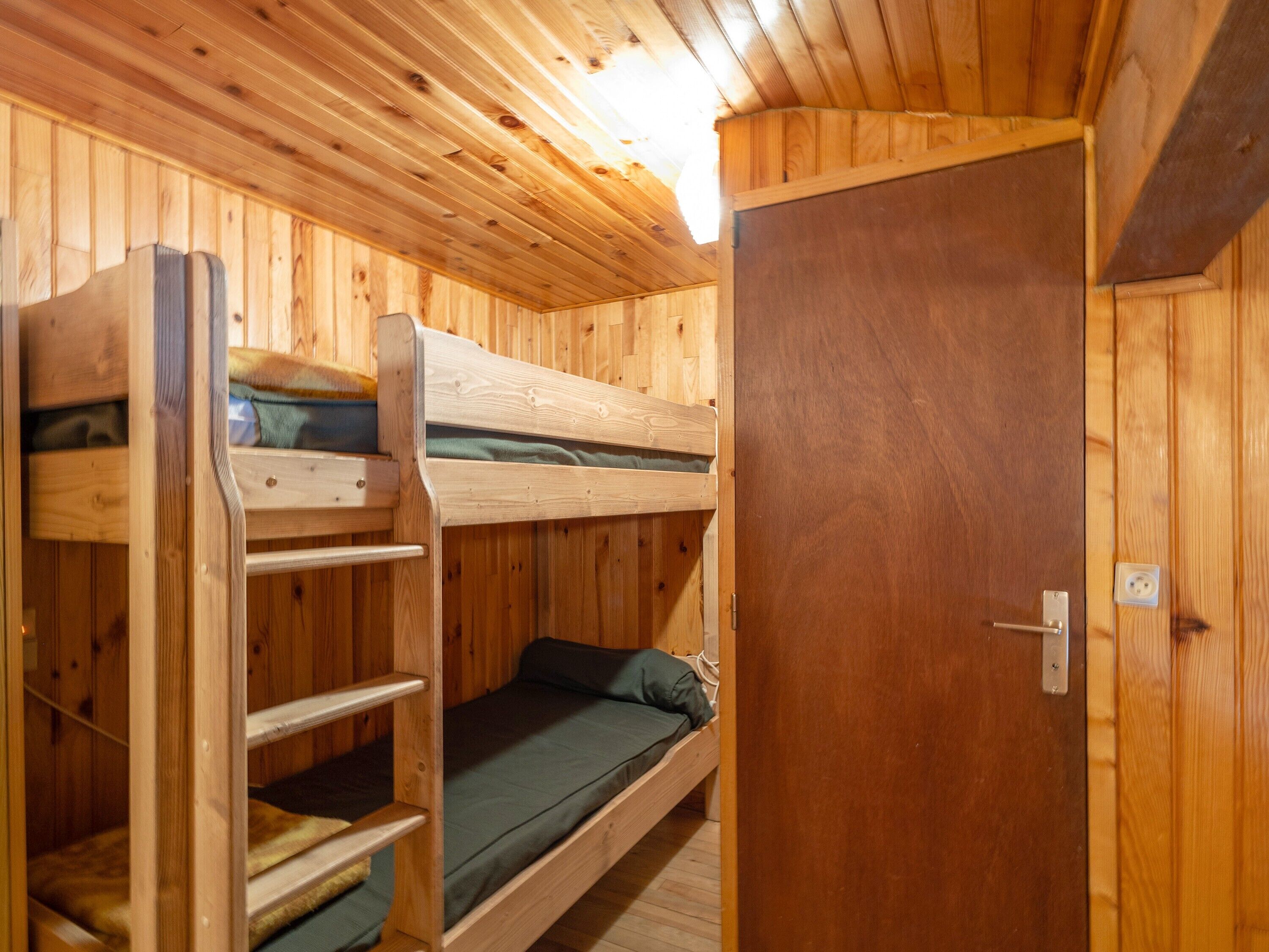 2 間睡房、熨斗/熨衫板、免費 Wi-Fi、床單