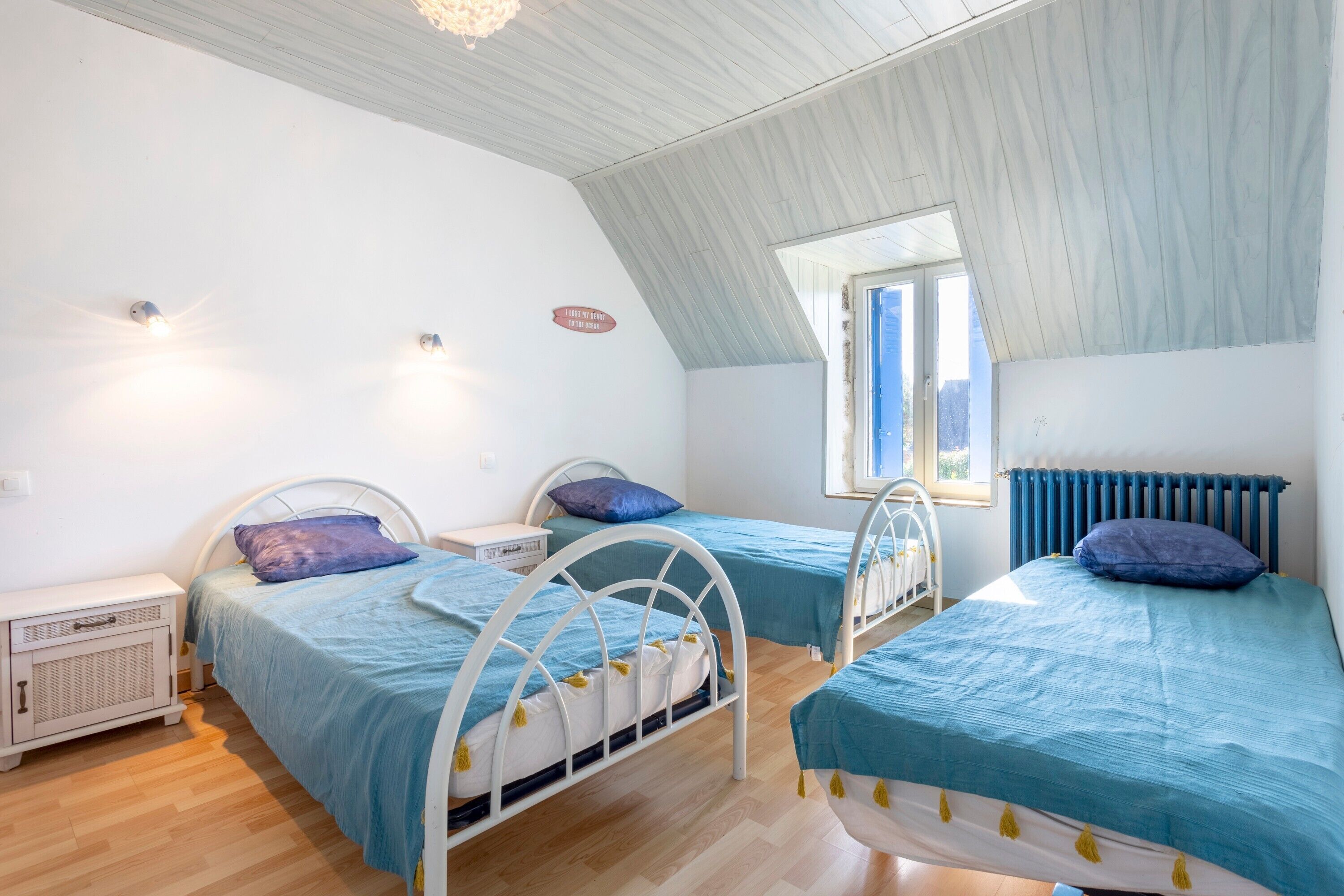 5 Schlafzimmer, Bügeleisen/Bügelbrett, kostenloses WLAN, Bettwäsche