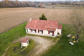 Exterior - La Grande Métairie, Country House in Périgord with Private Garden and Terrace (Saint-Méard-De-Drône)