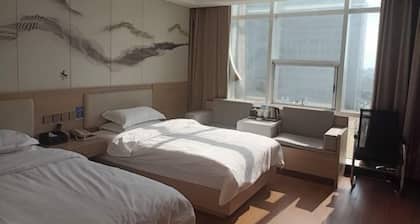 Xinlong Hotel