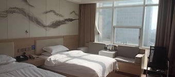 Xinlong Hotel