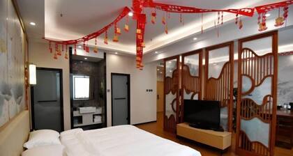Xinlong Hotel