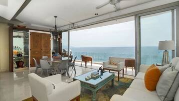 تلفزيون ذكي