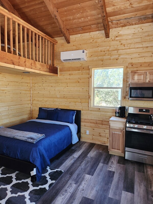 The Rocky Mountain Cabin - Springdale, UT