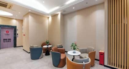 Home Inn Plus Hotel