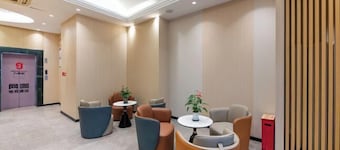 Home Inn Plus Hotel