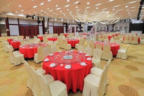 قاعة الولائم والاحتفالات