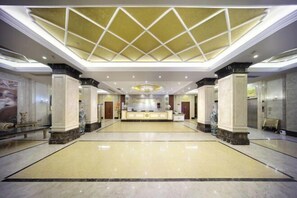 Lobby lounge - Dongsheng Hotel (Puning)