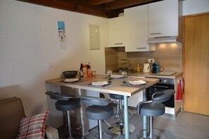 Fridge, dishwasher, cookware/dishes/utensils - BEL Appartement 2 Pieces 4 Personnes (VALLOIRE)