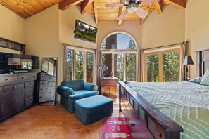 5 間睡房、書桌、免費 Wi-Fi、床單