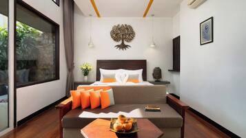 Minibar, in-room safe, desk, laptop workspace