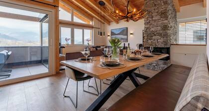 Nice ski in-ski out chalet with a sauna, hottub