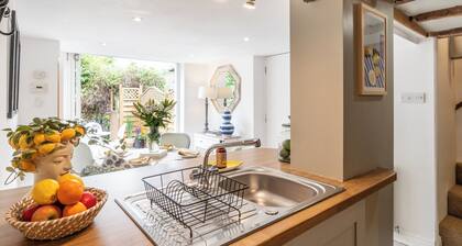 Clifford Chambers Cosy 2 Bedroom Cottage