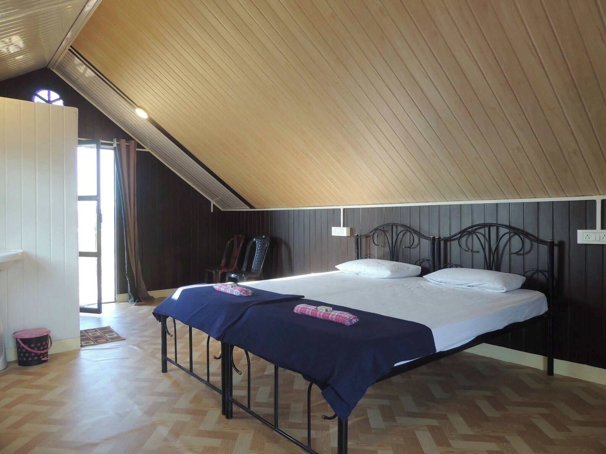 2 bedrooms