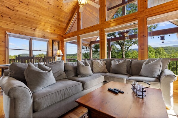 TV, fireplace - Mountain Views~ Hot Tub&Pool Table~ FirePit~ Games (Epworth)