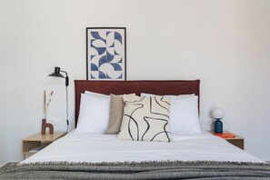 2 Schlafzimmer, Schreibtisch, Bügeleisen/Bügelbrett, kostenloses WLAN