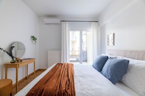 2 slaapkamers, een strijkplank/strijkijzer, gratis wifi, beddengoed