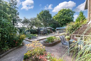 Terrace/patio - Apartment 'Hennings' with Private Terrace, Shared Garden and Wi-Fi (Bargenstedt)