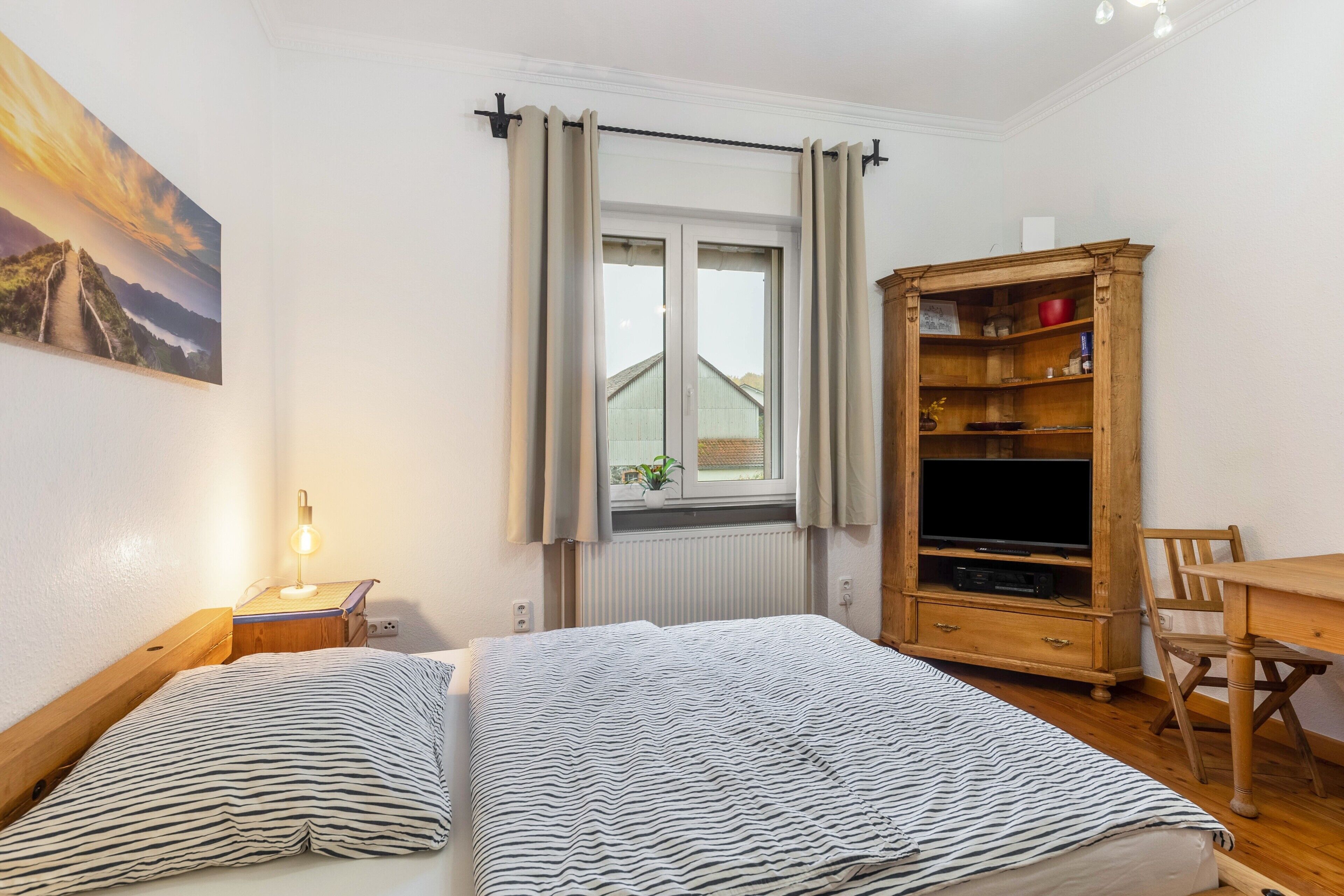 1 bedroom, free WiFi, bed sheets