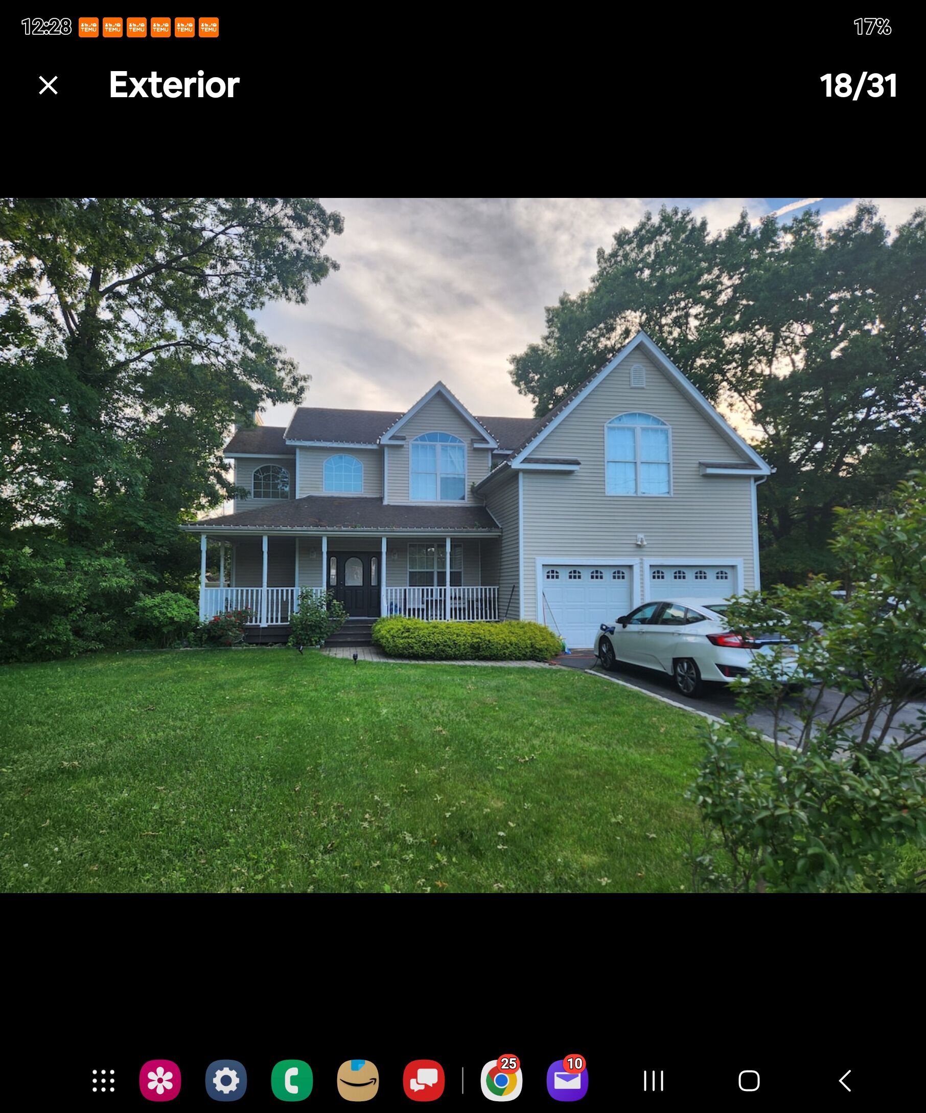 Spacious 4BR house Ronkonkoma, NY.  Central AC, WiFi...heated  pool, many extras