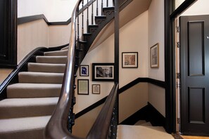 Deluxe Apartment, City View | 2 bedrooms, desk, laptop workspace, blackout curtains - Round House Apartments (London)