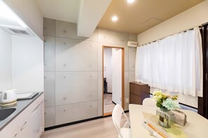 Apartment | 2 bedrooms, free WiFi - HIBIHIKARI Minami Honmachi (Osaka)
