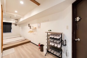 Apartment | 2 bedrooms, free WiFi - HIBIHIKARI Minami Honmachi (Osaka)