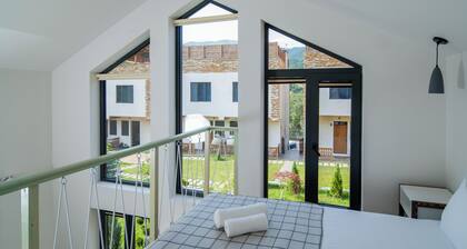Taniqinn Dilijan Cottages